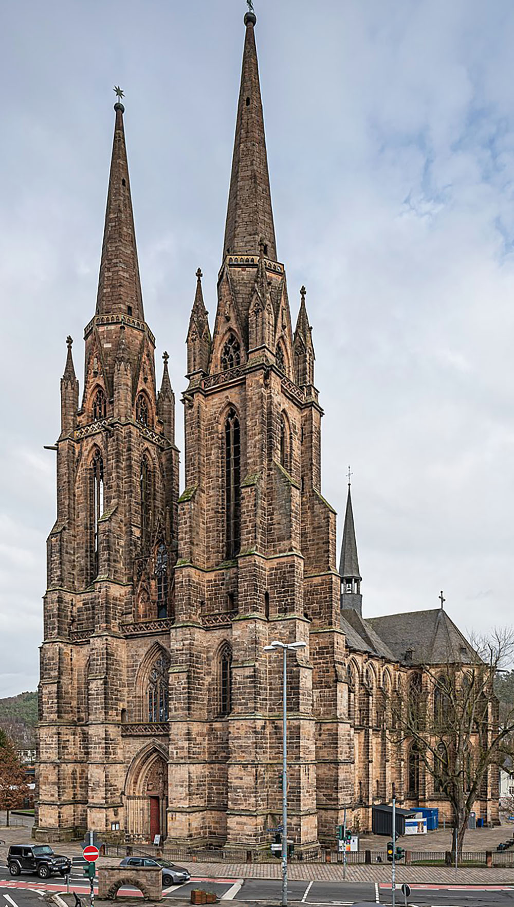 Die Elisabethkirche in Marburg im Februar 2022 - Foto von A. Savin