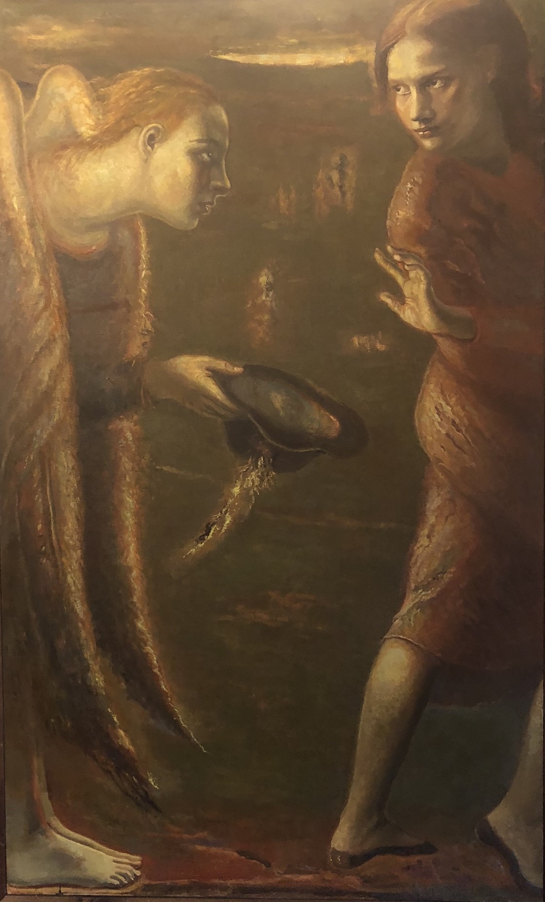 Bild der Künstlerin Lily Salvo in der Ausstellung im Kloster Santa Chiara 