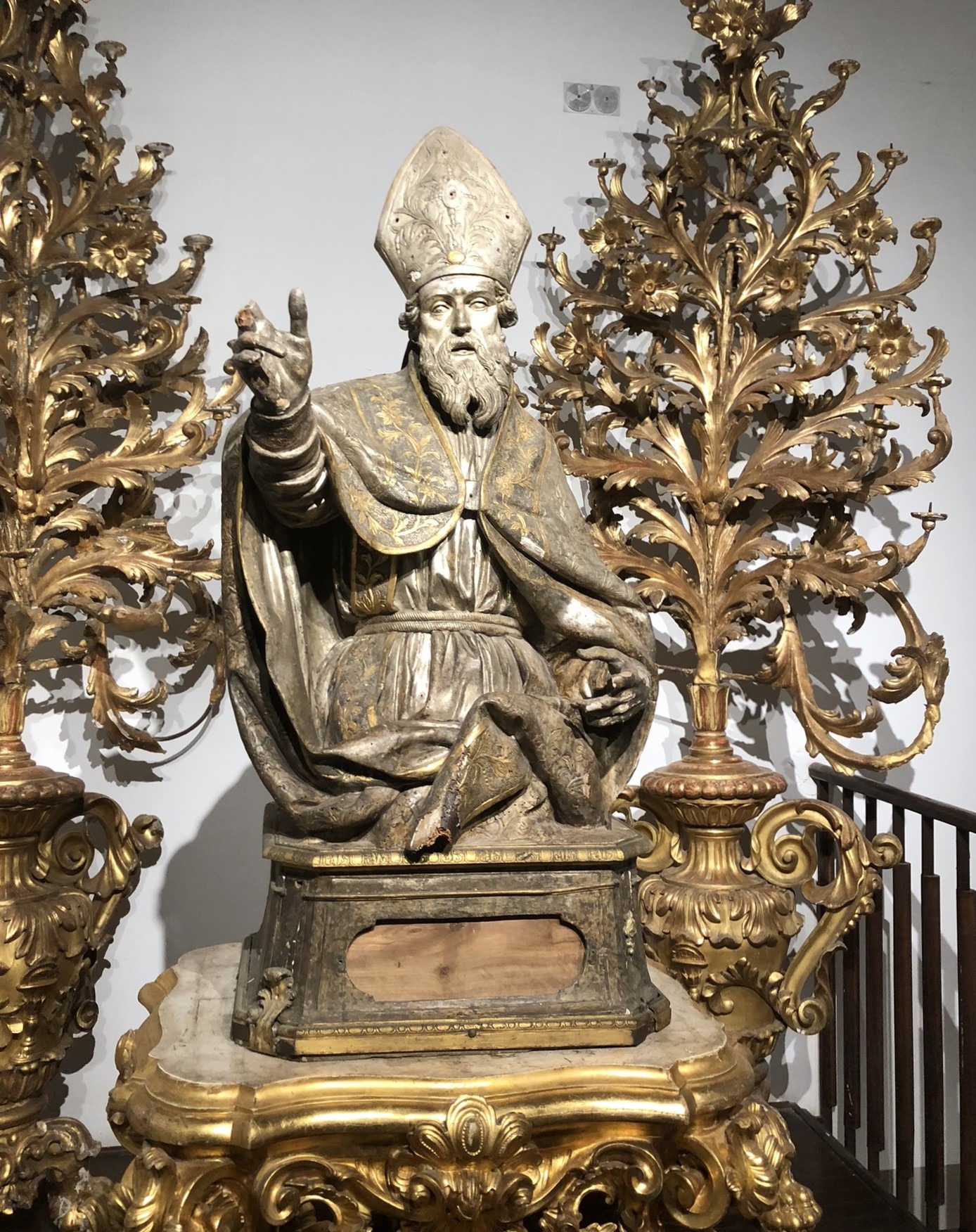 Reliquiar des Heiligen Januarius im Kloster Santa Chiara
